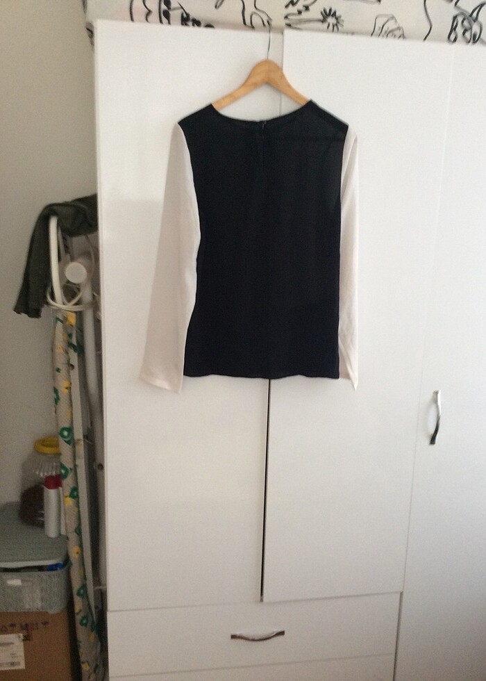 Siyah beyaz çok asil duran bir bulun - Görsel 3