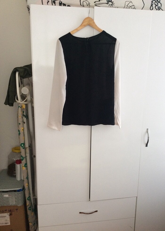 Siyah beyaz çok asil duran bir bulun - Görsel 4