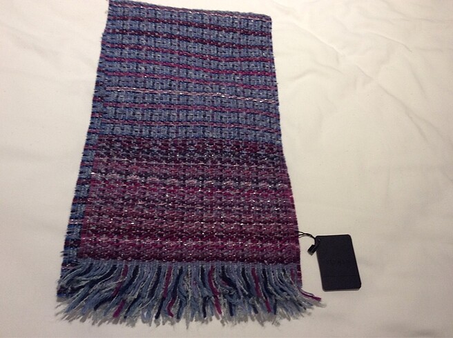 Beymen marka çok güzel bir atkı - Görsel 4