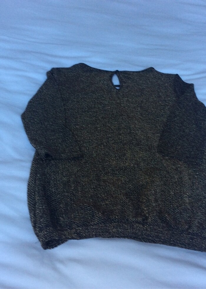 Siyah içinde altın rengi pırıltılı bulun - Görsel 4