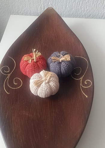 Renkli Örgü Balkabağı Dekorasyonu - Görsel 2