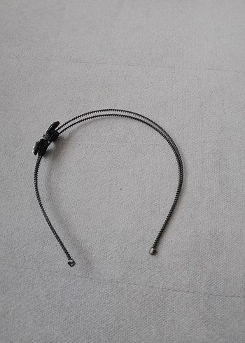 Gri Sekmeli Metal Kelebek Saç Aksesuarı - Görsel 3