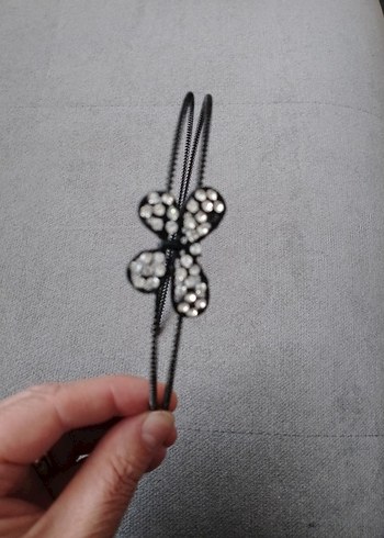 Gri Sekmeli Metal Kelebek Saç Aksesuarı - Görsel 2