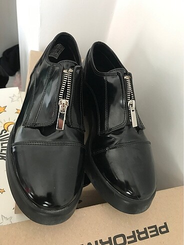 LC Waikiki Oxford siyah Rugan ayakkabı