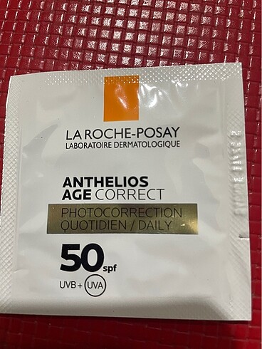 La Roche Posay 15 adet Güneş kremi +25 adet yüz yıkama jeli +15 adet serum