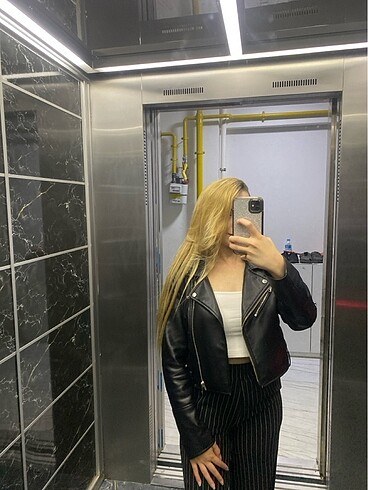s Beden siyah Renk Çok temiz deri ceket