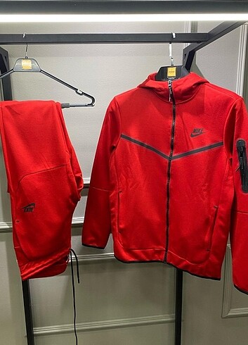 Nike tech fleece