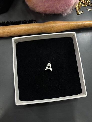 PANDORA CHARM