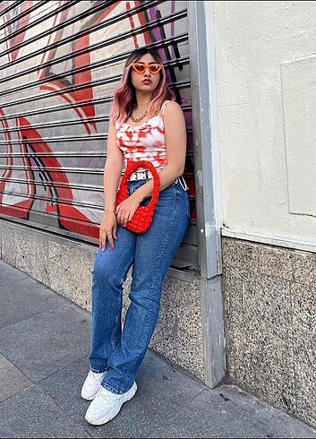 Beden kırmızı Renk Bershka Mini Kare Dokulu Çanta ????