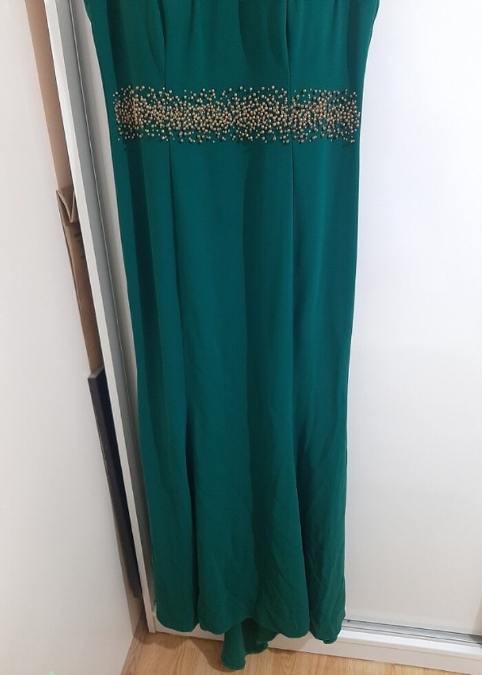 **Şık ve Zarif Yeşil Abiye - Sadece Bir Kez Giyildi!** - Görsel 3