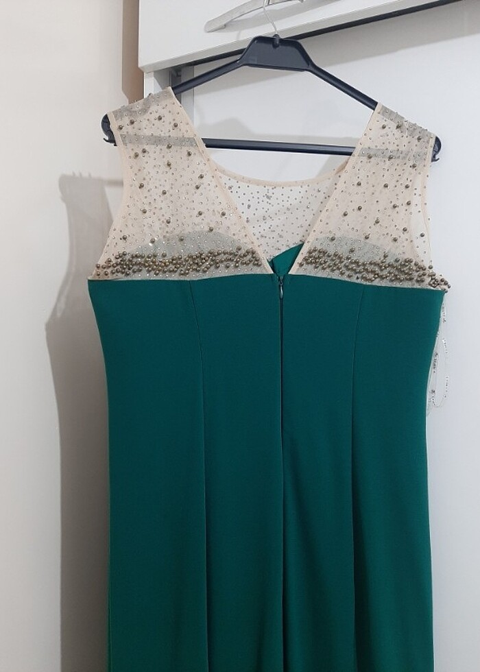 **Şık ve Zarif Yeşil Abiye - Sadece Bir Kez Giyildi!** - Görsel 5