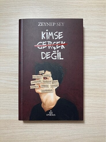 Kimse Gerçek Değil