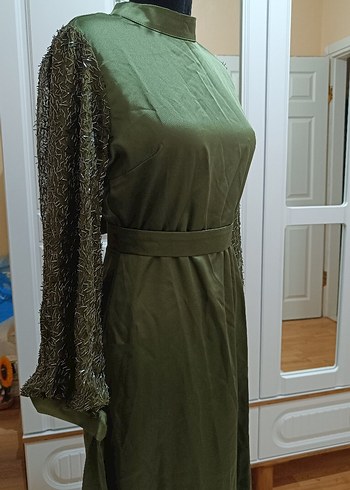 Uzun, Salaş, Drapeli Haki Kadın Abiye Elbise - Görsel 3