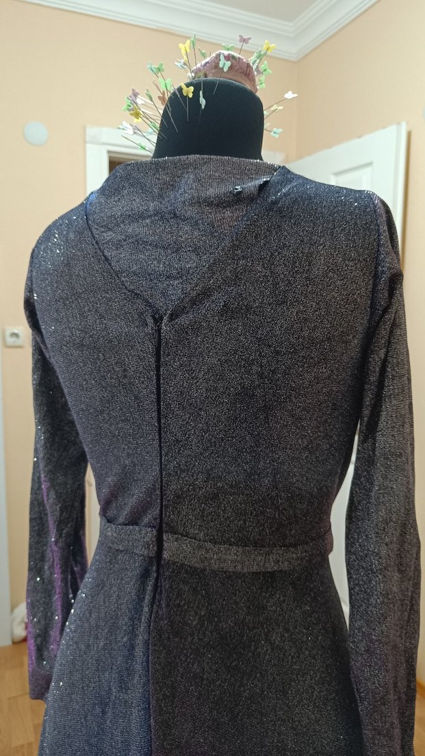 Gri Uzun Kollu V Yakalı Abiye Elbise - Görsel 3