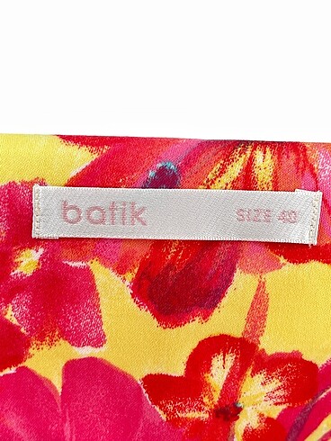 40 Beden çeşitli Renk Batik Mini Etek %70 İndirimli.