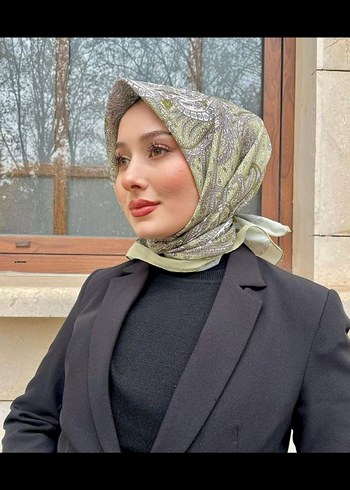 Haki Gri Desenli Kadın Şal