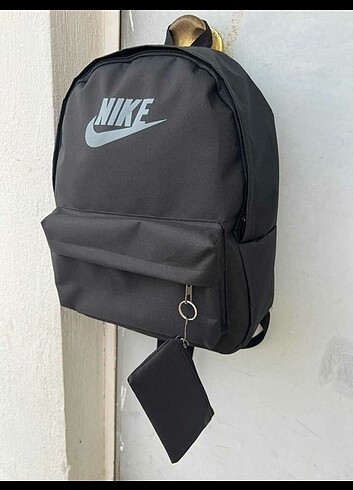  Beden siyah Renk Nike Çanta 