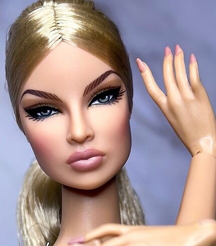 Integrity Toys Eugenia Perrin