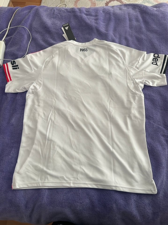 10 OYUNCU İMZALI 25-26 BEŞİKTAŞ FORMA - Görsel 2