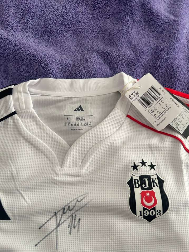 10 OYUNCU İMZALI 25-26 BEŞİKTAŞ FORMA - Görsel 4
