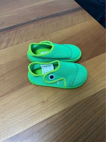 Decathlon Hiç giyilmemiş Decathlon deniz ayakkabısı