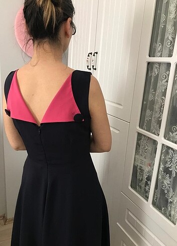 40 Beden mor Renk Sırt detaylı elbise