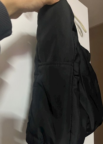Bershka Siyah Minimalist Fermuarlı Kadın Çantası