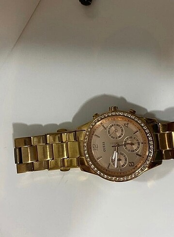 Guess Guess Saat
