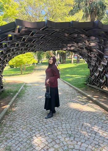 Bordo Kadın  gömlek ve etek - Görsel 5
