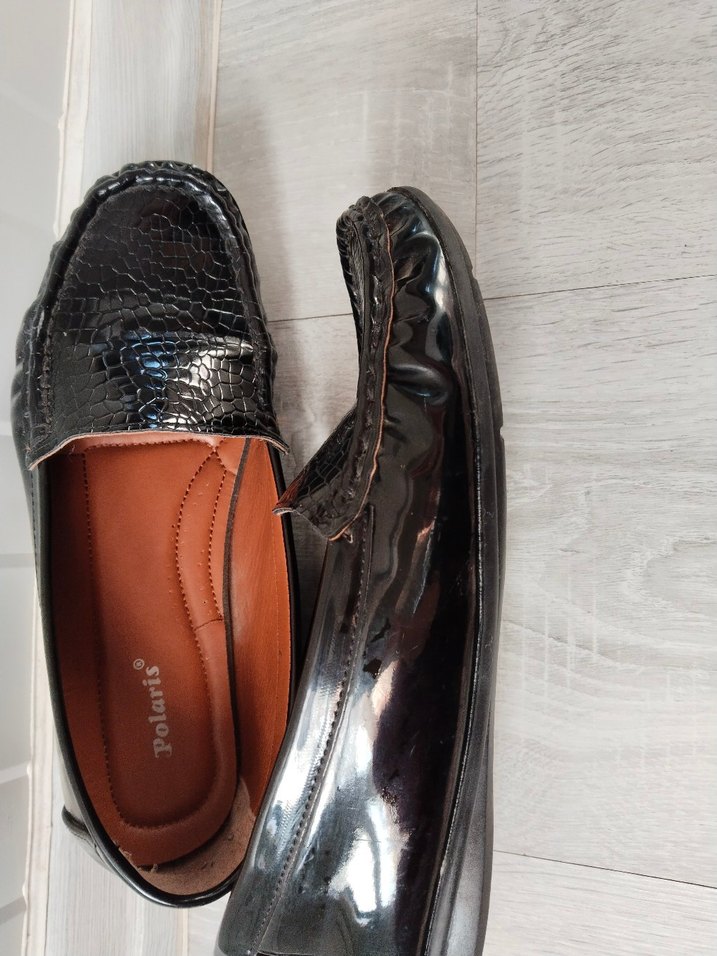 Parlak SiyahKadın Babet bir kaç kez giyildi çok iyi durumda - Görsel 3