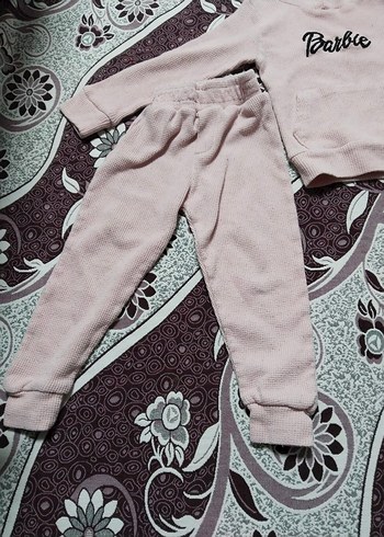 Pembe Kapüşonlu Nakışlı Kız Eşofman Takımı tüglemnesi var - Görsel 2