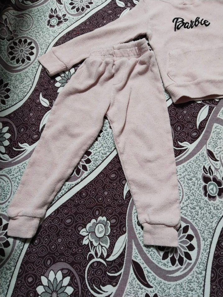 Pembe Kapüşonlu Nakışlı Kız Eşofman Takımı tüglemnesi var - Görsel 2