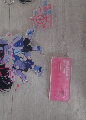 Alien stage anahtarlık akrilik stand - Görsel 3