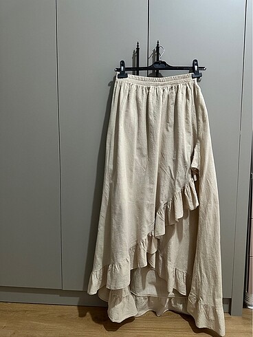Zara fırfırlı etek