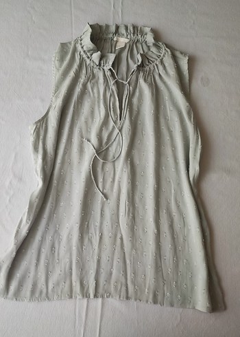H&M Sıfır Kol Puantiyeli Gömlek