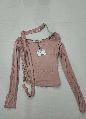 Etiketli Bershka Pembe Fular Üst