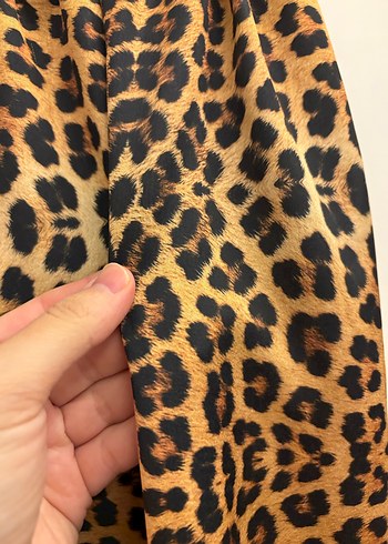 Leopar Desenli Saten Pantolon - Görsel 6
