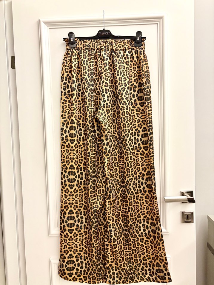 Leopar Desenli Saten Pantolon - Görsel 2