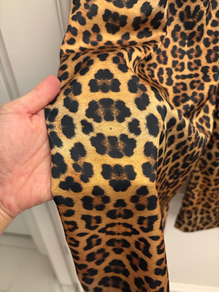 Leopar Desenli Saten Pantolon - Görsel 5