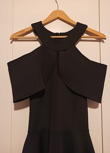 Siyah diz boyu elbise - Görsel 2