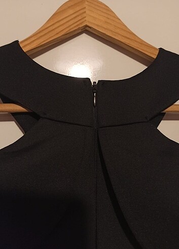 Siyah diz boyu elbise - Görsel 4