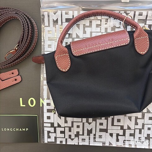 Longchamp Longchamp pouch model