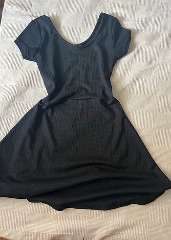 Siyah Fitted Midi Elbise V Yaka Pilili