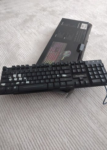 Mavi Kablolu Karanlık Klavye - Görsel 5