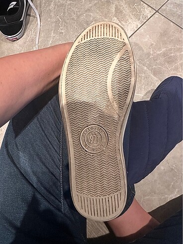 38 Beden Lacoste saks mavisi bot