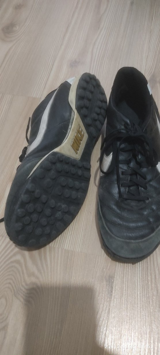 Siyah Erkek Futbol Ayakkabısı Velcro Detaylı halı saha - Görsel 2