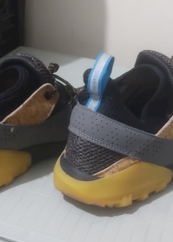 Gri Yılan Desenli Bağcıklı Basketbol yürüyüş Ayakkabısı - Görsel 4