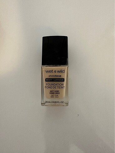 Wet n wild photofocus dewy ( sıfır ürün)