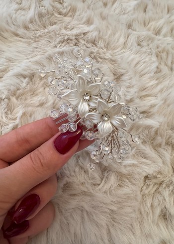 Boncuklu Beyaz Çiçekli Saç Tokası - Görsel 3