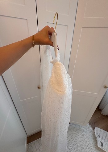 Beyaz ışıltılı pelerin - Görsel 4